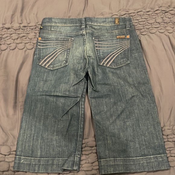 7 for all mankind Capris / Shorts - Picture 5 of 5